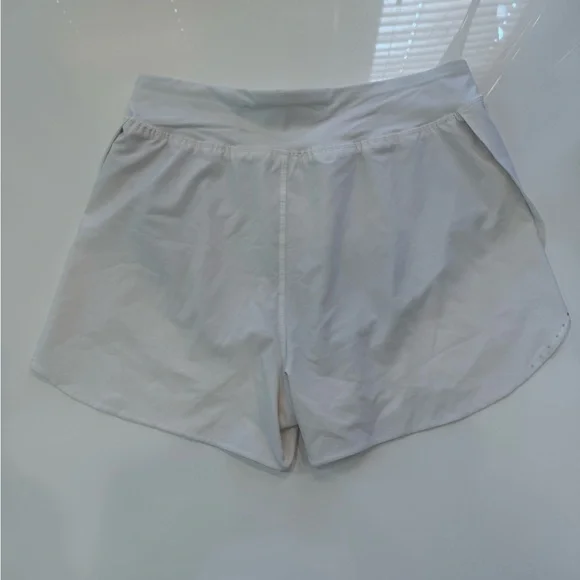 lululemon athletica 
Fast and Free Reflective High-Rise Classic-Fit Short 3" - Picture 3 of 5